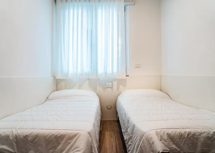 Diana Est דירה ביביונה