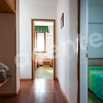 Diana Est Apartment